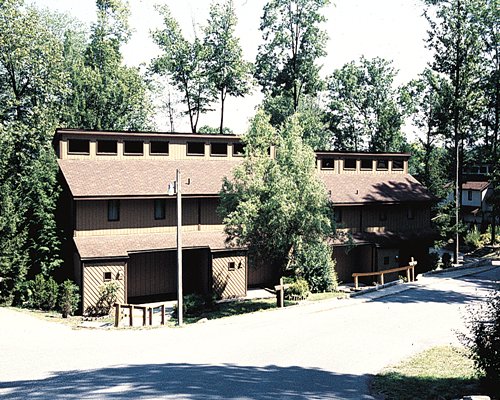 Wolf Run Manor at Treasure Lake Image