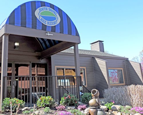 An exterior view of the South Shore Lake Resort main building.