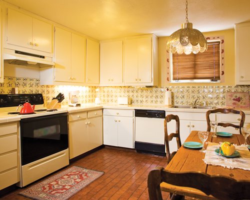 An open plan kitchen and dining area.