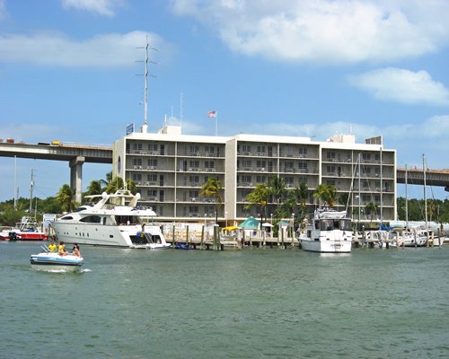 A marina alongside resort.