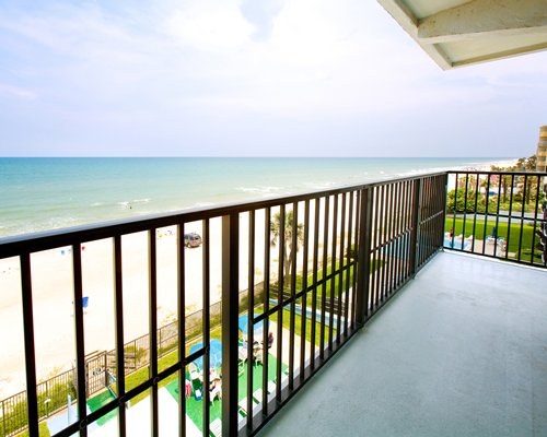 A balcony view of the ocean.