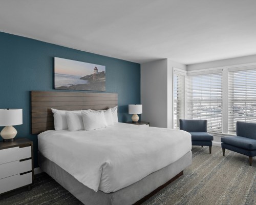 Club Wyndham Newport Onshore - 2 Nights