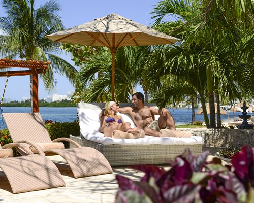 Sunset Marina Resort And Yacht Club