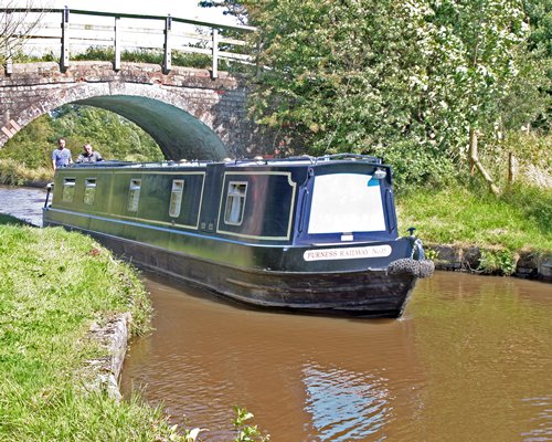 Canalboat Club at Union Wharf