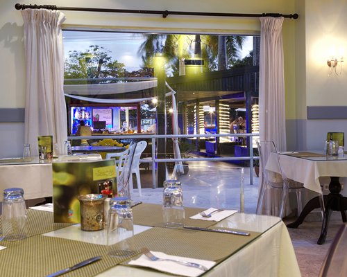 An indoor fine dining restaurant.