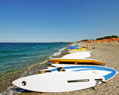 A view of serve boat on the beach.