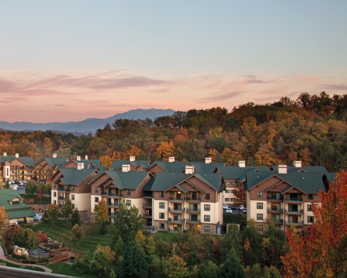 SCENIC EXTERIOR VIEW OF THE WYNDHAM SMOKY MOUNTAINS.