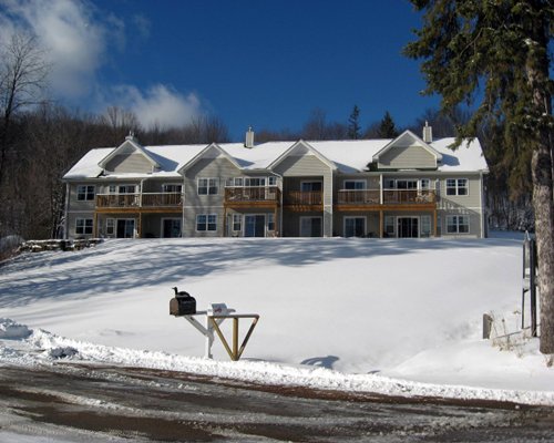 GEOHoliday at Haliburton Heights