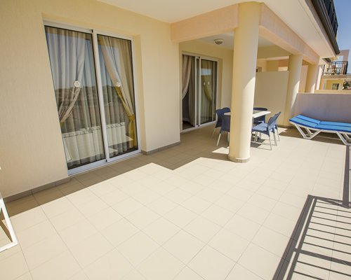 Paradise Kings Club *Rental*