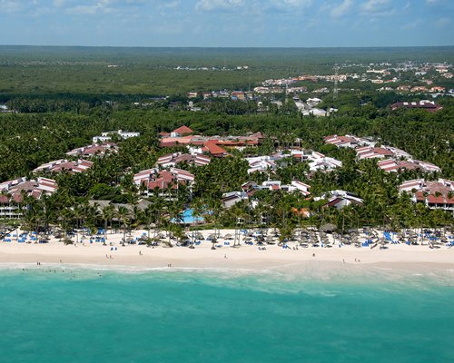 An aerial view of the resort and ocean.