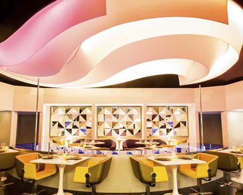 A well furnished an indoor fine dining restaurant.