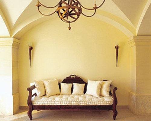 A sofa in an indoor room.