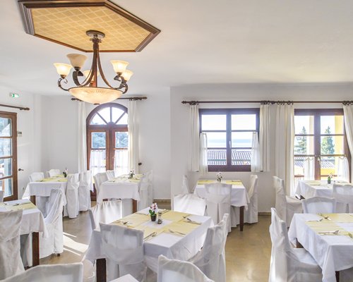 Indoor restaurant at Corfu Residence.