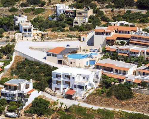 Creta Suites