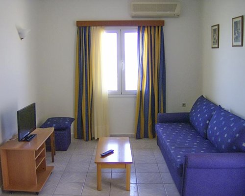 Creta Suites