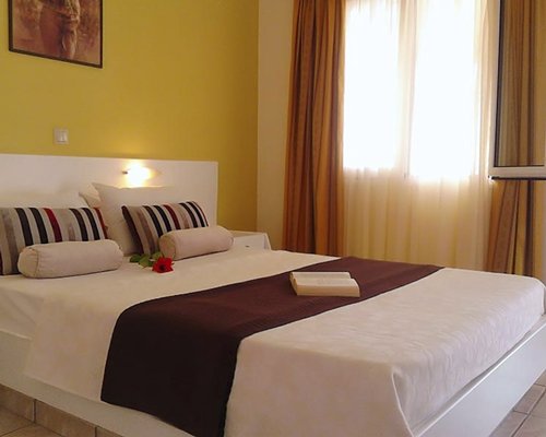 Creta Suites