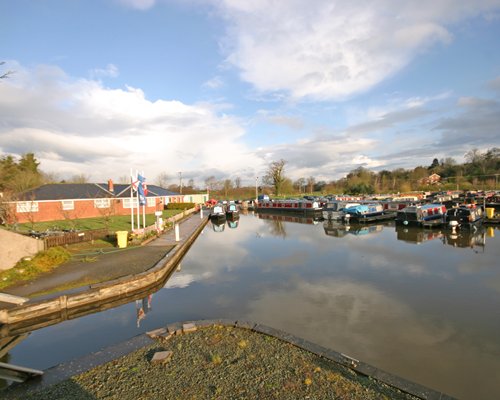 Canalboat Club at Blackwater Meadow