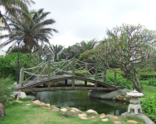 A pathway across the waterfront.