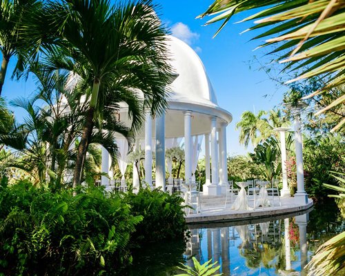 Club Meliá at Meliá Caribe Beach I