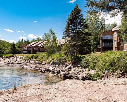 Lakehomes at Superior Shores