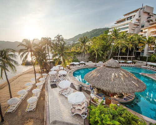 Park Royal Beach Resort Acapulco by Royal Holiday