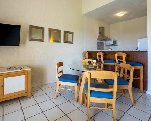 Park Royal Homestay Los Cabos