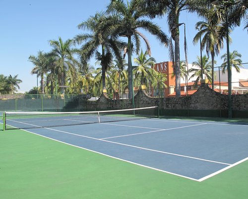 An outdoor tennis courts.