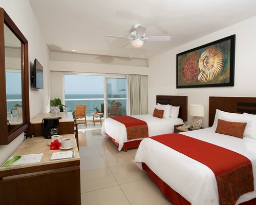 Marival Emotions Resort and Suites