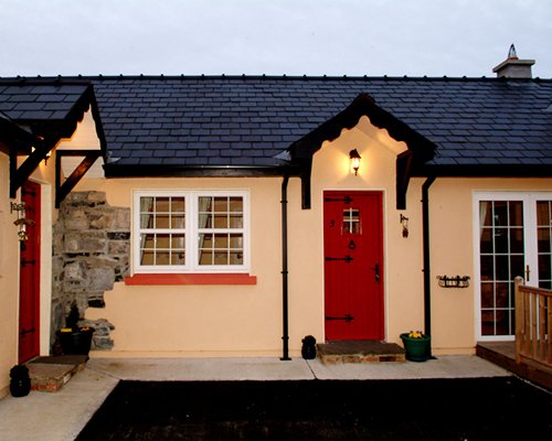 DANGAN LODGE COTTAGE