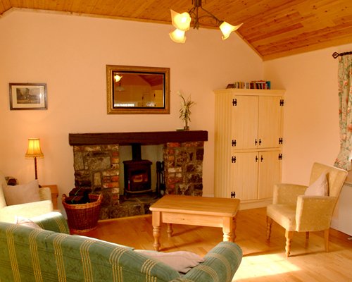 DANGAN LODGE COTTAGE