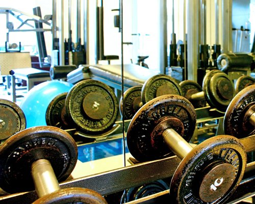 A well equipped indoor fitness center.