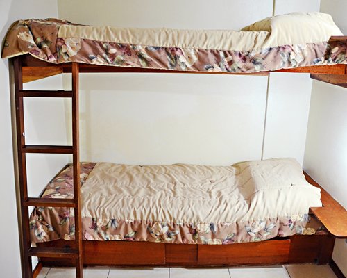 A bedroom with bunk beds.