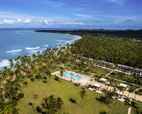 aerial view of Viva Wyndham Samaná