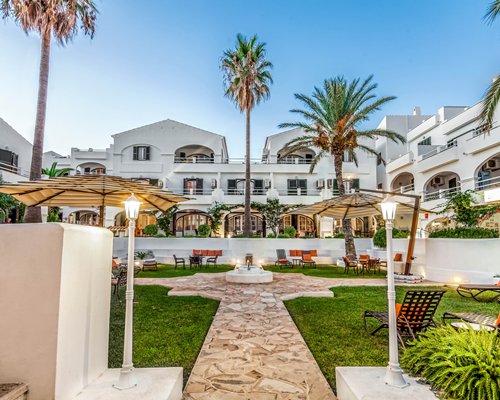 White Sands Beach Club - 4 Nights