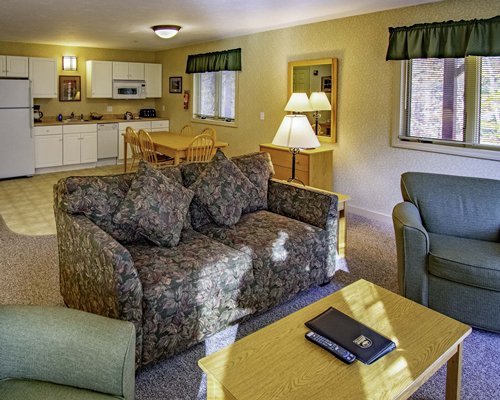 Suites At Attitash Mountain Village