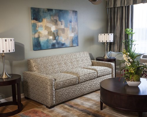 A well furnished living room.