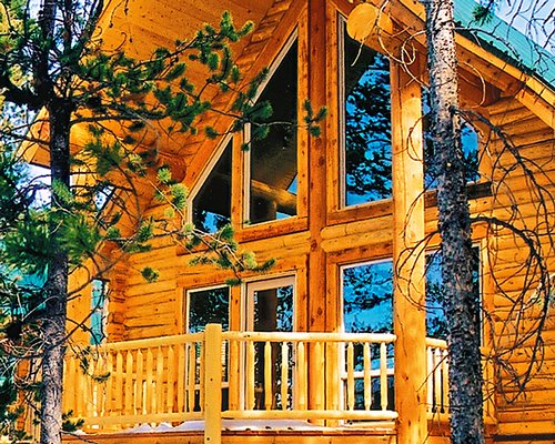 The Cabins at Bear R...