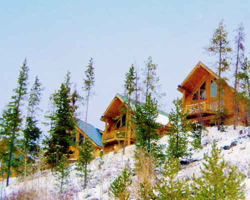 The Cabins at Bear River Lodge