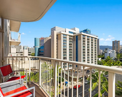 Club Wyndham at Waikiki Beach Walk - 3 Nights