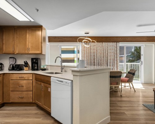 Club Wyndham at Waikiki Beach Walk - 3 Nights