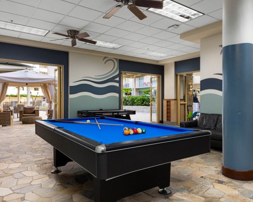 Club Wyndham at Waikiki Beach Walk - 3 Nights