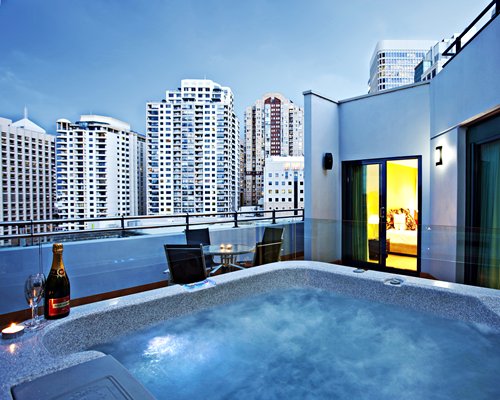 Wyndham Sydney Suites