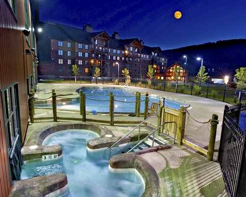 Hope Lake Lodge Resort & Indoor Waterpark At Greek Peak