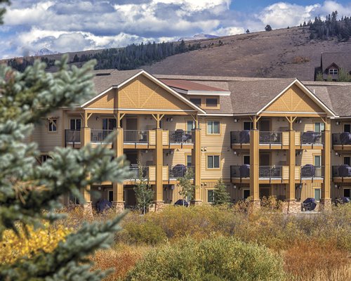 Exterior view of Worldmark Granby Rocky Mountain Preserve at a wooded area.