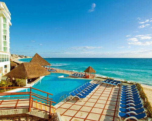 Blue Paradise Resort & Marina Image