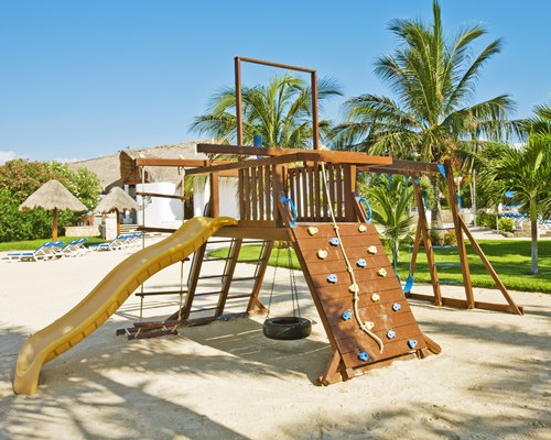 An outdoor playscape area.