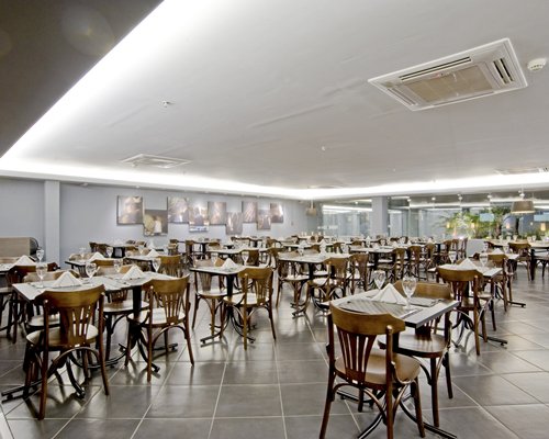 Restaurant at Slaviero Slim Sao Paulo Congonhas.