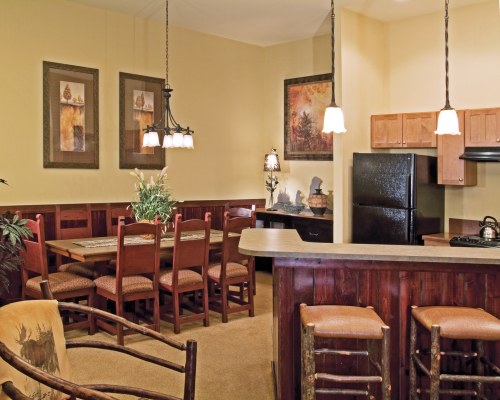 AN INDOOR FINE DINING RESTAURANT.