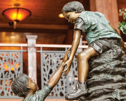 A STATUE AT THE RESORT.