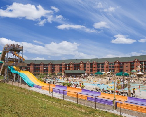 WYNDHAM VACATION RESORTS AT GLACIER CANYON WITH WATER THEME PARK .